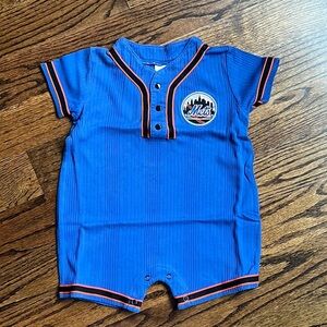 Mets jersey onesie. Size 12M
